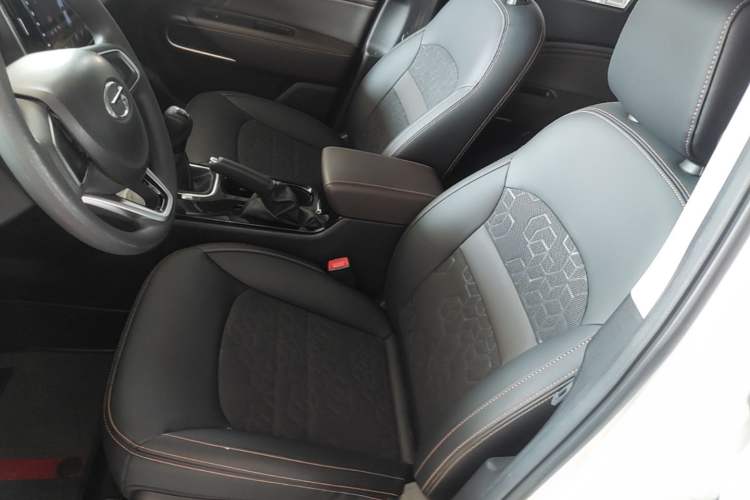 Used GAC Trumpchi GS3 2019 235T Manual Comfort Edition Left Front Seat
