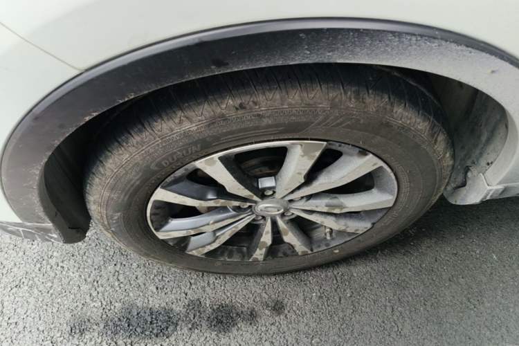 Used GAC Trumpchi GS3 2019 235T Automatic Elite Edition Left Front Wheel Hub