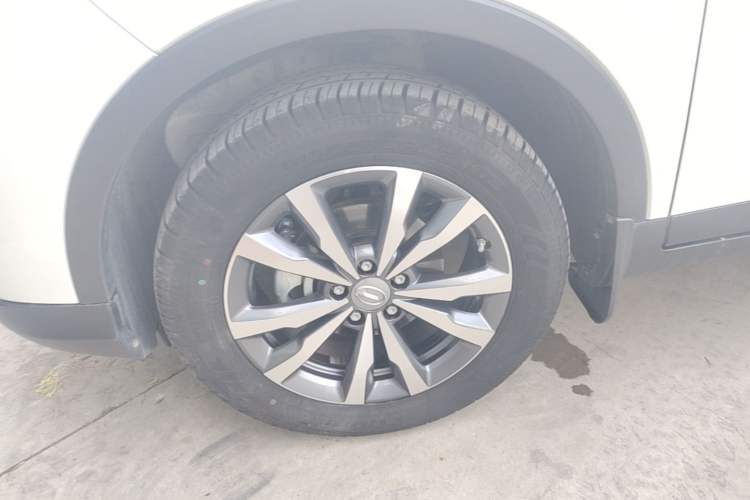 Used GAC Trumpchi GS3 2019 235T Manual Elite Edition Left Front Wheel Hub