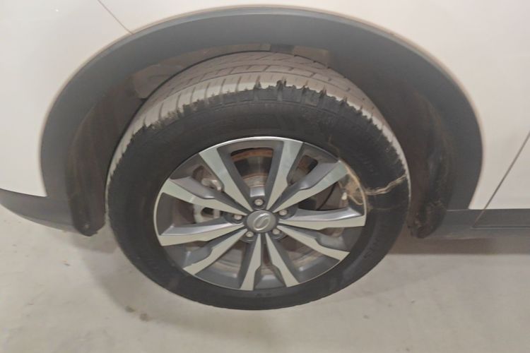 Used GAC Trumpchi GS3 2019 235T Manual Elite Edition Left Front Wheel Hub