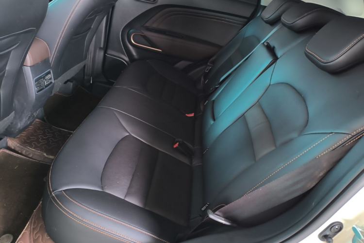 Used GAC Trumpchi GS3 2019 235T Automatic Luxury Edition Left Rear Seat