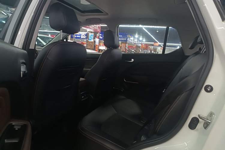Used GAC Trumpchi GS3 2019 235T Automatic Elite Edition Left Rear Seat