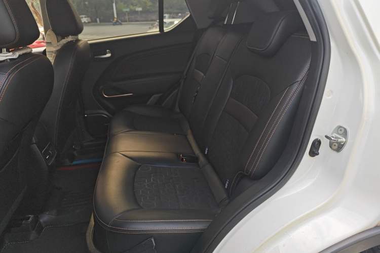 Used GAC Trumpchi GS3 2019 235T Automatic Elite Edition Left Rear Seat