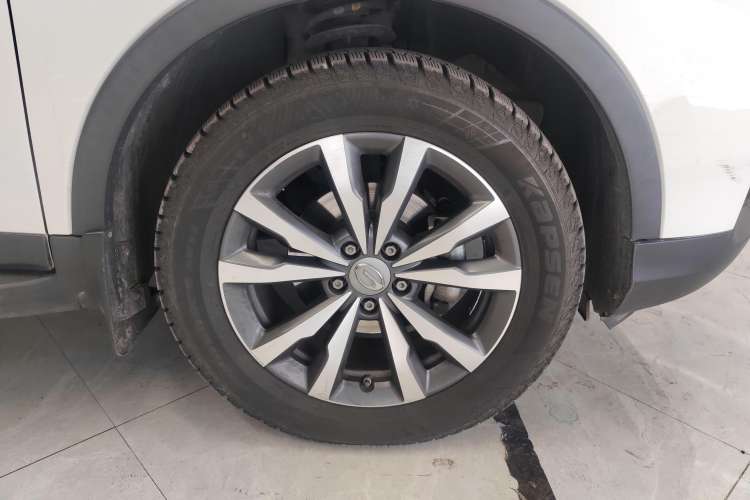 Used GAC Trumpchi GS3 2019 235T Automatic Elite Edition Left Rear Wheel Hub