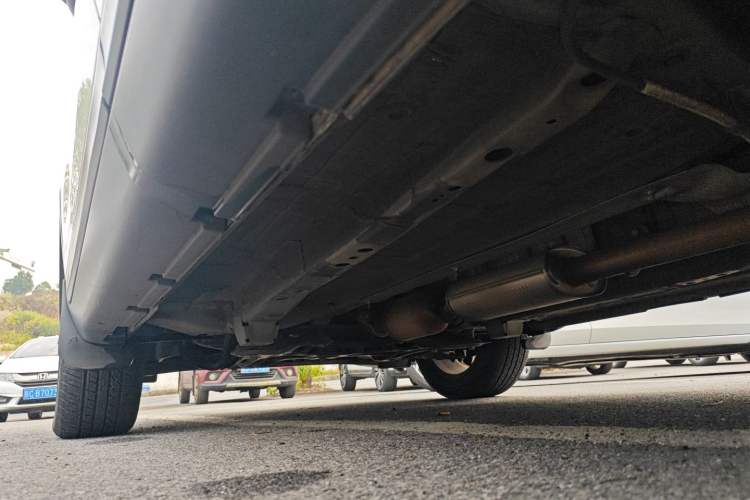 Used GAC Trumpchi GS3 2019 235T Automatic Elite Edition Left Side Sill