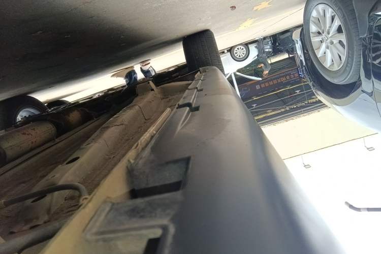 Used GAC Trumpchi GS3 2019 235T Automatic Elite Edition Left Side Sill
