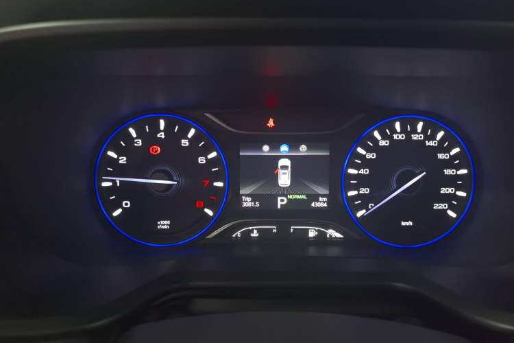 Used GAC Trumpchi GS3 2019 235T Automatic Luxury Edition Odometer Close Up