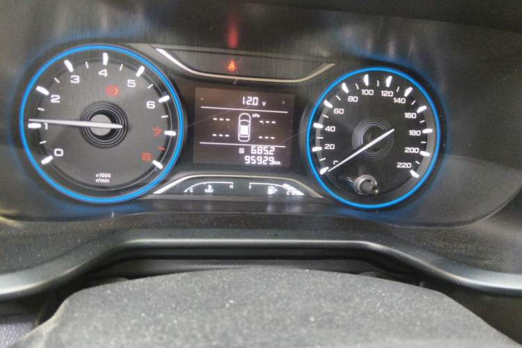 Used GAC Trumpchi GS3 2019 235T Manual Comfort Edition Odometer Close Up
