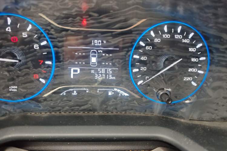Used GAC Trumpchi GS3 2019 235T Automatic Elite Edition Odometer Close Up