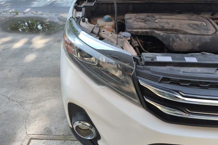 Used GAC Trumpchi GS3 2019 235T Automatic Elite Edition Right Front Headlight