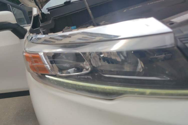 Used GAC Trumpchi GS3 2019 235T Automatic Elite Edition Right Front Headlight