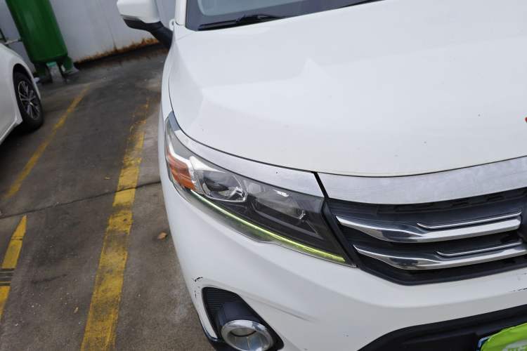 Used GAC Trumpchi GS3 2019 235T Automatic Elite Edition Right Front Headlight