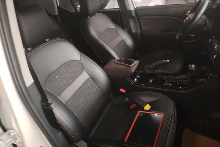 Used GAC Trumpchi GS3 2019 235T Automatic Elite Edition Right Front Seat