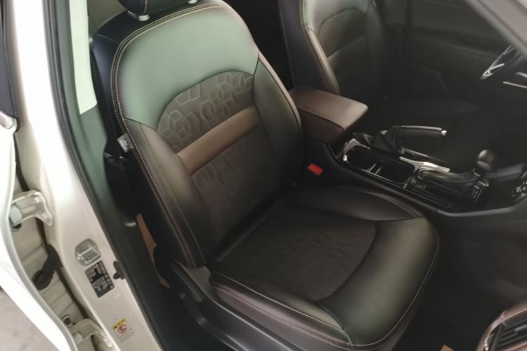 Used GAC Trumpchi GS3 2019 235T Automatic Elite Edition Right Front Seat