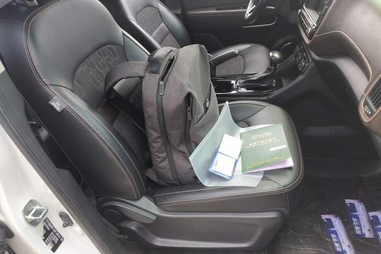 Used GAC Trumpchi GS3 2019 235T Automatic Elite Edition Right Front Seat