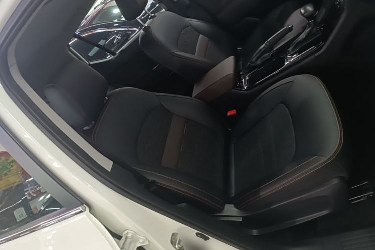 Used GAC Trumpchi GS3 2019 235T Automatic Elite Edition Right Front Seat