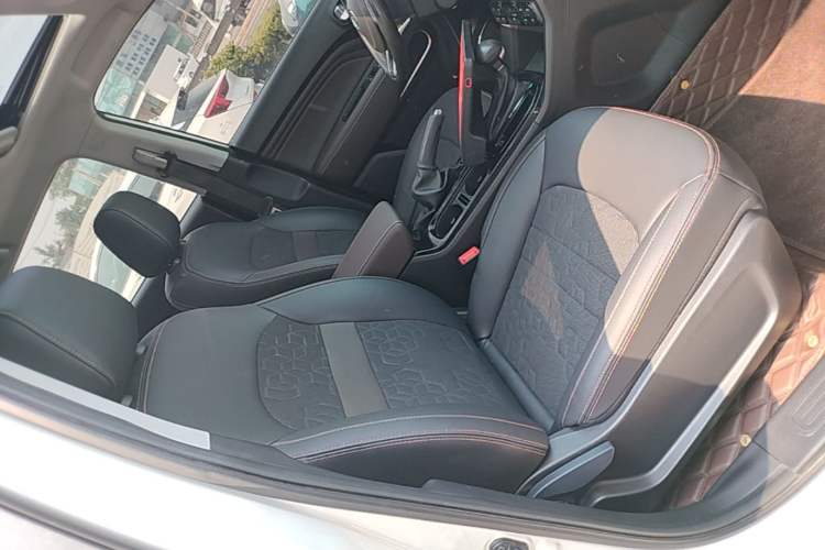 Used GAC Trumpchi GS3 2019 235T Automatic Elite Edition Right Front Seat