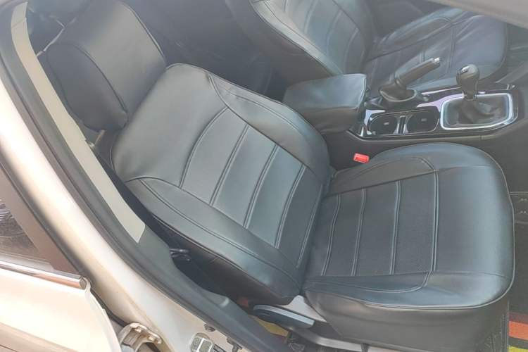 Used GAC Trumpchi GS3 2019 235T Manual Comfort Edition Right Front Seat
