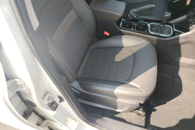 Used GAC Trumpchi GS3 2019 150N Manual Elite Edition Right Front Seat