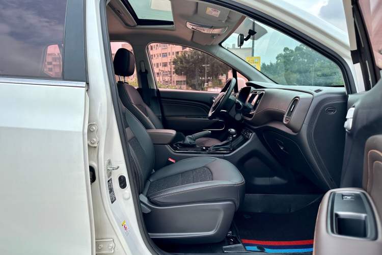 Used GAC Trumpchi GS3 2019 235T Automatic Elite Edition Right Front Seat
