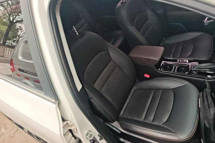 Used GAC Trumpchi GS3 2019 235T Automatic Luxury Edition Right Front Seat
