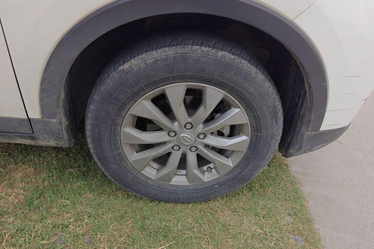 Used GAC Trumpchi GS3 2019 235T Manual Comfort Edition Right Front Wheel Hub