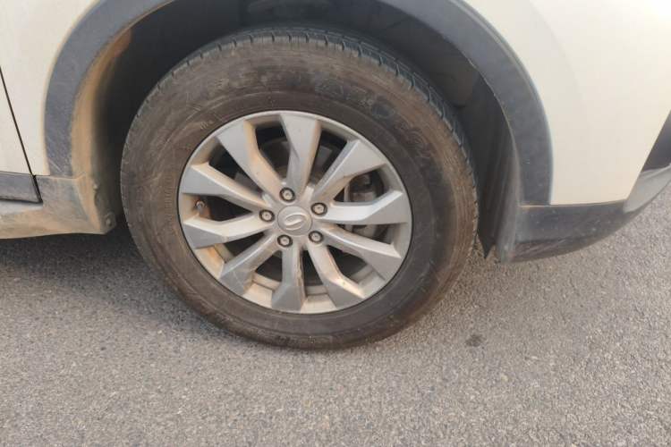 Used GAC Trumpchi GS3 2019 235T Manual Elite Edition Right Front Wheel Hub