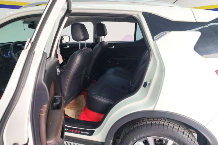 Used GAC Trumpchi GS3 2019 235T Automatic Elite Edition Right Rear Seat