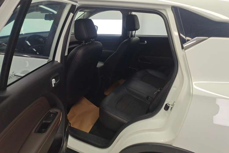 Used GAC Trumpchi GS3 2019 235T Automatic Elite Edition Right Rear Seat