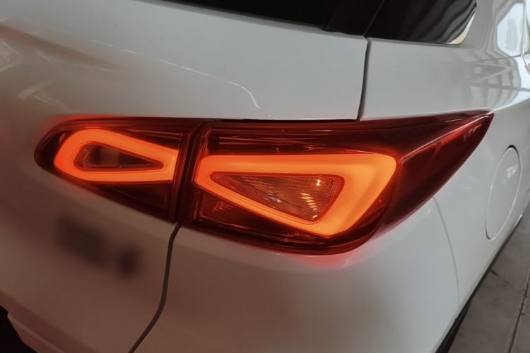Used GAC Trumpchi GS3 2019 235T Automatic Elite Edition Right Rear Taillight