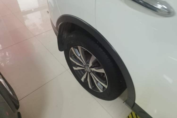 Used GAC Trumpchi GS3 2019 235T Automatic Elite Edition Right Rear Wheel Hub