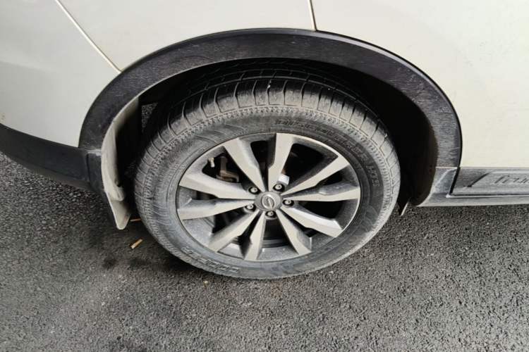 Used GAC Trumpchi GS3 2019 235T Automatic Elite Edition Right Rear Wheel Hub