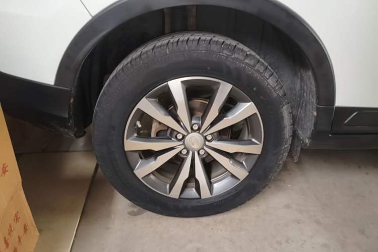 Used GAC Trumpchi GS3 2019 235T Automatic Elite Edition Right Rear Wheel Hub