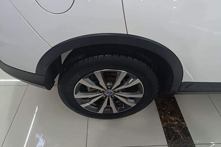 Used GAC Trumpchi GS3 2019 235T Automatic Elite Edition Right Rear Wheel Hub