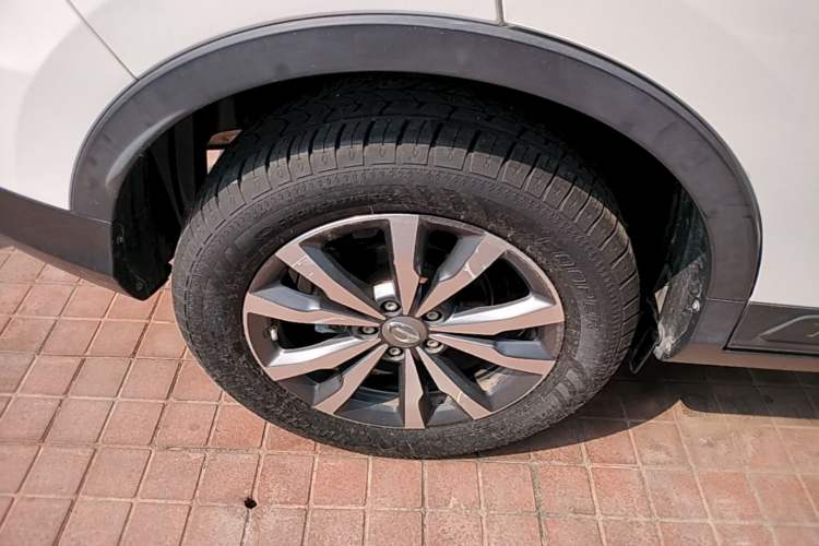Used GAC Trumpchi GS3 2019 235T Automatic Elite Edition Right Rear Wheel Hub