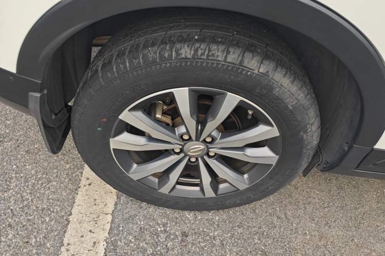 Used GAC Trumpchi GS3 2019 235T Automatic Elite Edition Right Rear Wheel Hub