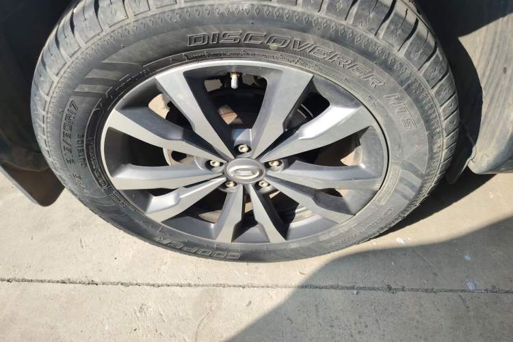 Used GAC Trumpchi GS3 2019 150N Manual Elite Edition Right Rear Wheel Hub