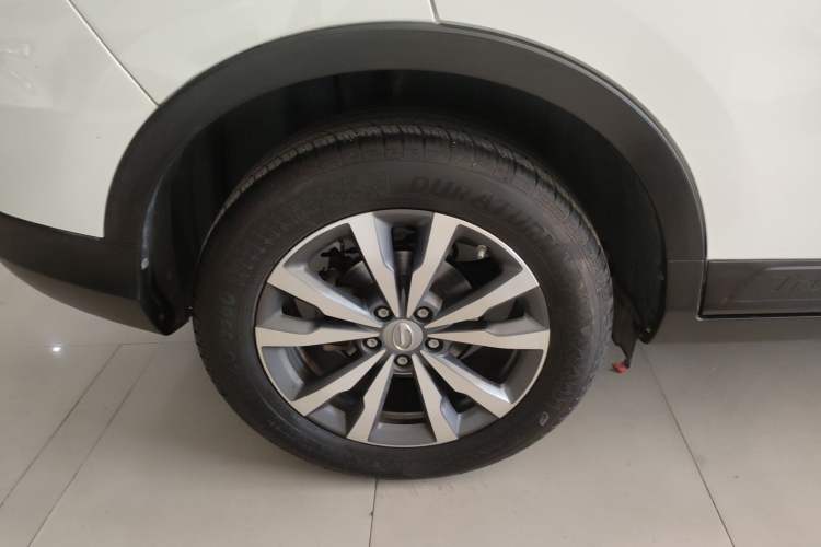 Used GAC Trumpchi GS3 2019 235T Automatic Elite Edition Right Rear Wheel Hub