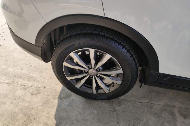 Used GAC Trumpchi GS3 2019 235T Manual Elite Edition Right Rear Wheel Hub