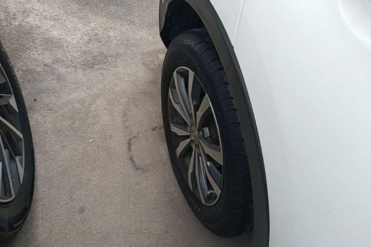 Used GAC Trumpchi GS3 2019 235T Automatic Elite Edition Right Rear Wheel Hub