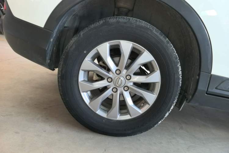 Used GAC Trumpchi GS3 2019 235T Manual Comfort Edition Right Rear Wheel Hub