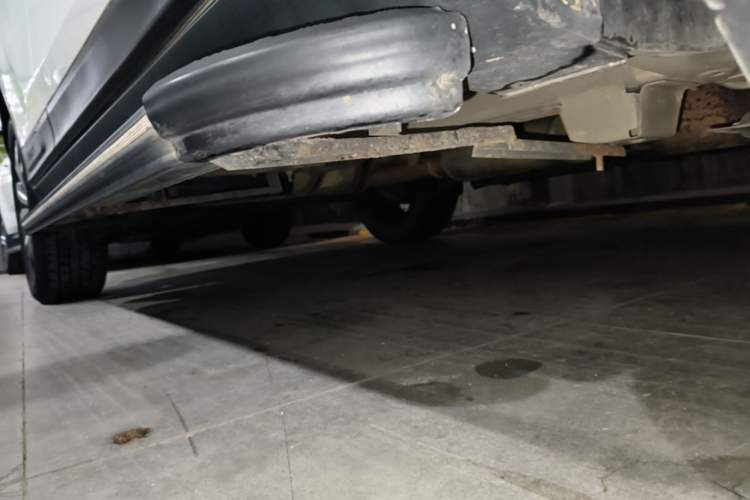Used GAC Trumpchi GS3 2019 235T Automatic Elite Edition Right Side Sill