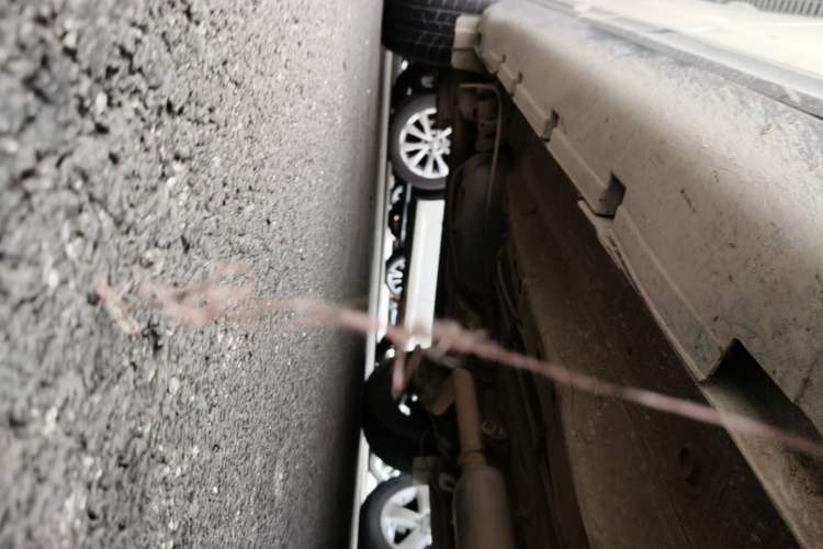 Used GAC Trumpchi GS3 2019 235T Automatic Elite Edition Right Side Sill