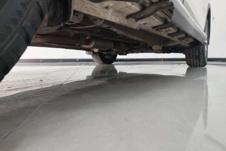 Used GAC Trumpchi GS3 2019 235T Automatic Elite Edition Right Side Sill