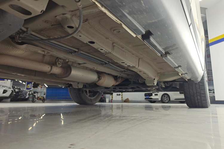 Used GAC Trumpchi GS3 2019 235T Automatic Elite Edition Right Side Sill