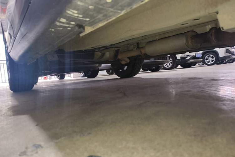 Used GAC Trumpchi GS3 2019 235T Automatic Elite Edition Right Side Sill