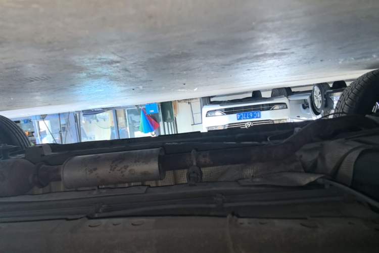 Used GAC Trumpchi GS3 2019 235T Automatic Elite Edition Right Side Sill