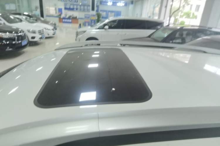Used GAC Trumpchi GS3 2019 235T Automatic Elite Edition Roof