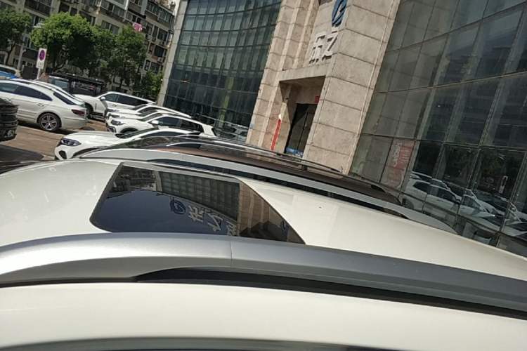 Used GAC Trumpchi GS3 2019 235T Automatic Elite Edition Roof