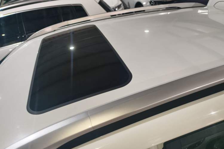 Used GAC Trumpchi GS3 2019 235T Automatic Elite Edition Roof